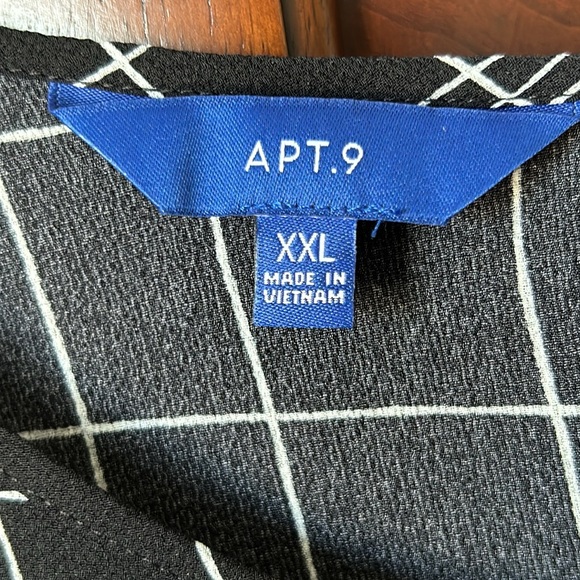 Women’s Lot of Dress Blouses NEW OR LIKE NEW. Size XL/1X/XXL - Picture 8 of 16